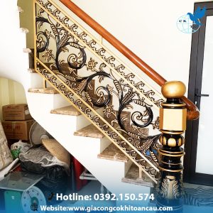 Cầu thang nhôm đúc CTN07