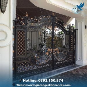 Cửa cổng sắt mỹ thuật CCS28