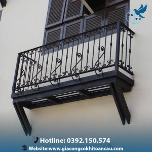 Lan can sắt mỹ thuật LCS27